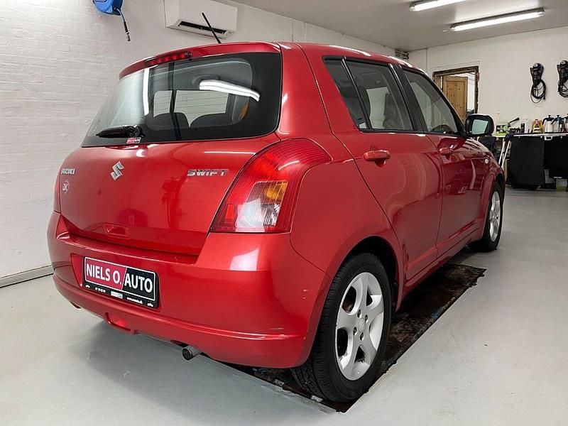 Brugt Suzuki Swift GLS 92 HK (67 kW) 2007 Rødmetal Hatchback
