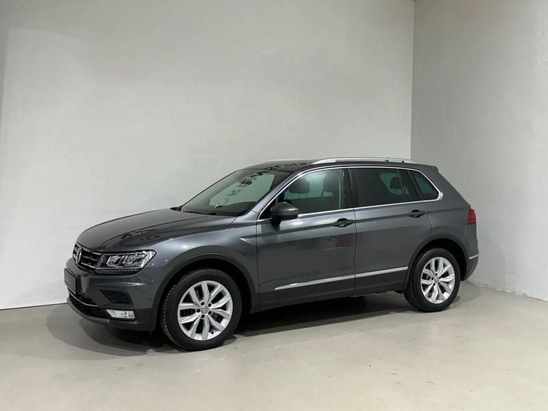 Koksgrå Brugt 2017 VW Tiguan Highline SUV | 200.000 kr. (God pris) - Billede 1/8