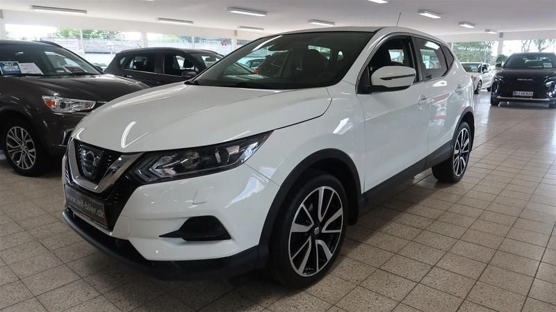 Hvid Brugt 2018 Nissan Qashqai Visia SUV | 149.900 kr. (Dyr) - Billede 1/4