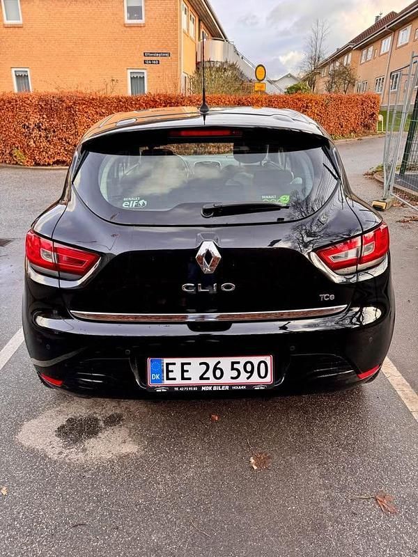 Brugt Renault Clio IV 90 HK (66 kW) 2014 Sort Hatchback