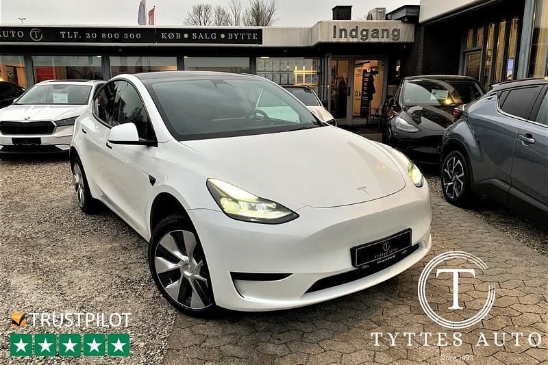 Perlemorshvid Brugt 2024 Tesla Model Y Long Range RWD SUV | 294.800 kr. (Fair pris) - Billede 1/4
