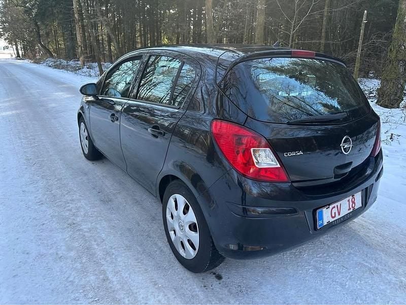 Brugt Opel Corsa 65 HK (47 kW) 2011 Hatchback