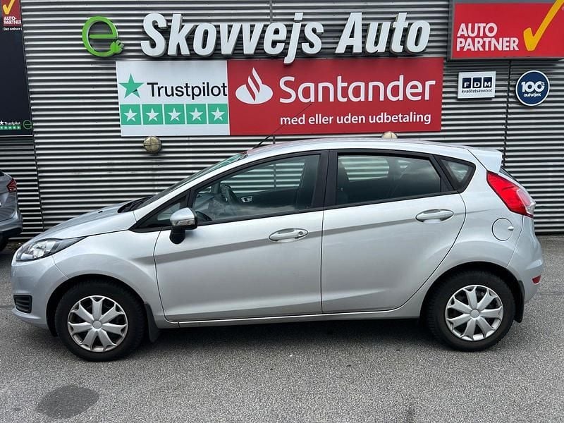 Sølvmetal Brugt 2013 Ford Fiesta Trend Hatchback | 59.900 kr. (Fair pris) - Billede 1/4