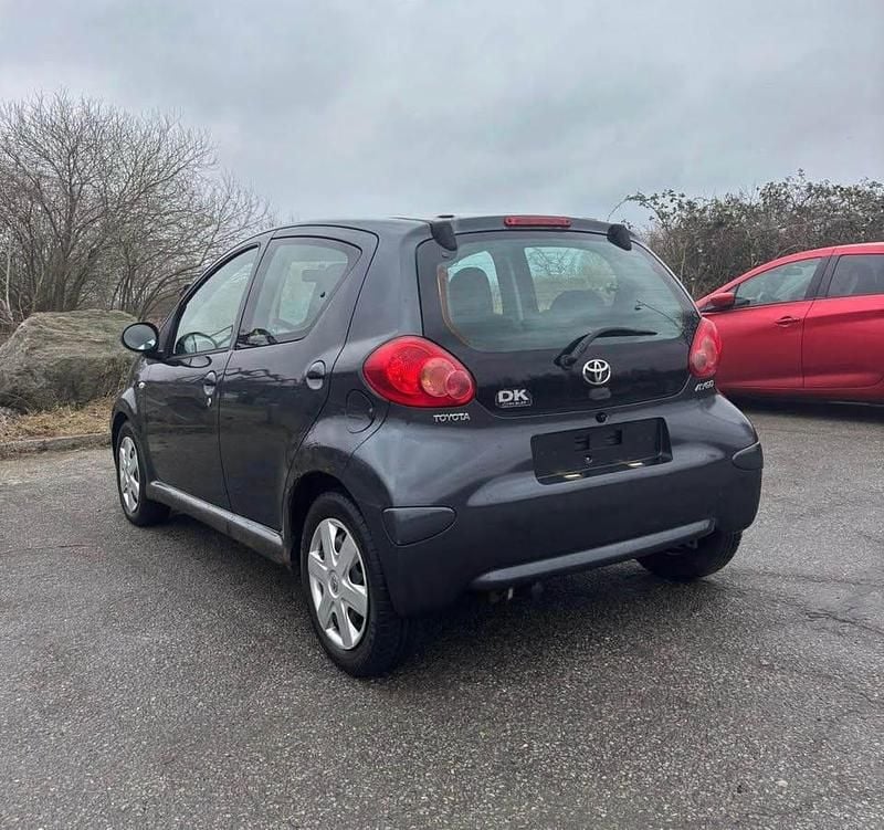 Brugt Toyota Aygo 68 HK (50 kW) 2009 Hatchback