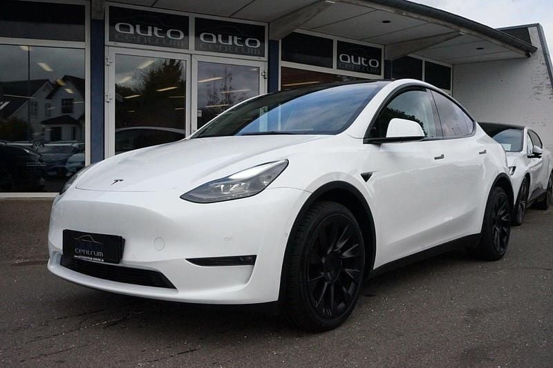 Hvidmetal Brugt 2022 Tesla Model Y Long Range AWD SUV | 249.900 kr. (Fair pris) - Billede 1/4