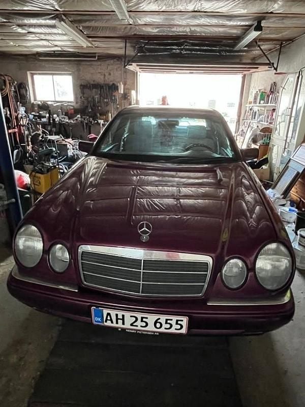 Brugt Mercedes E300 1997 Sedan