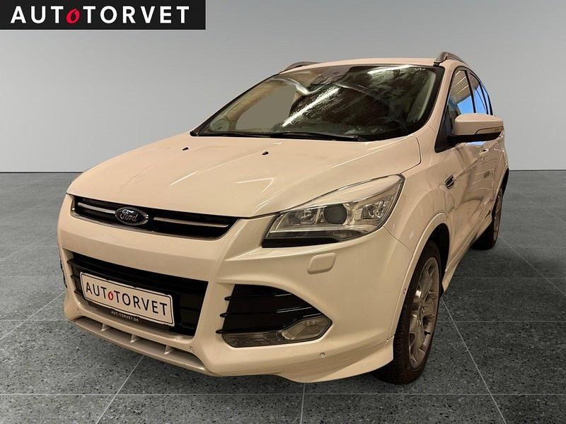 Hvid Brugt 2015 Ford Kuga Titanium SUV | 127.700 kr. - Billede 1/4