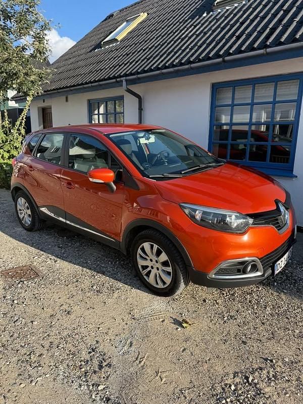 Brugt Renault Captur 90 HK (66 kW) 2014 Orange SUV