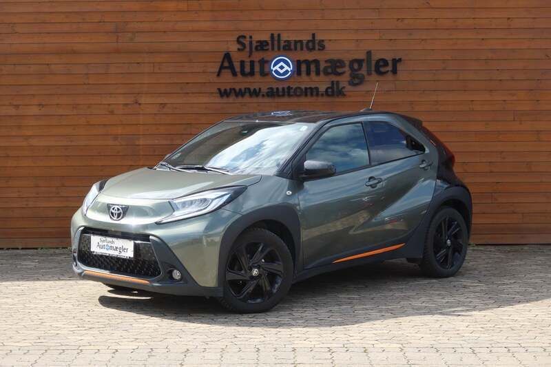 Grønmetal Brugt 2022 Toyota Aygo Limited Hatchback | 155.000 kr. (Lidt for dyr) - Billede 1/4