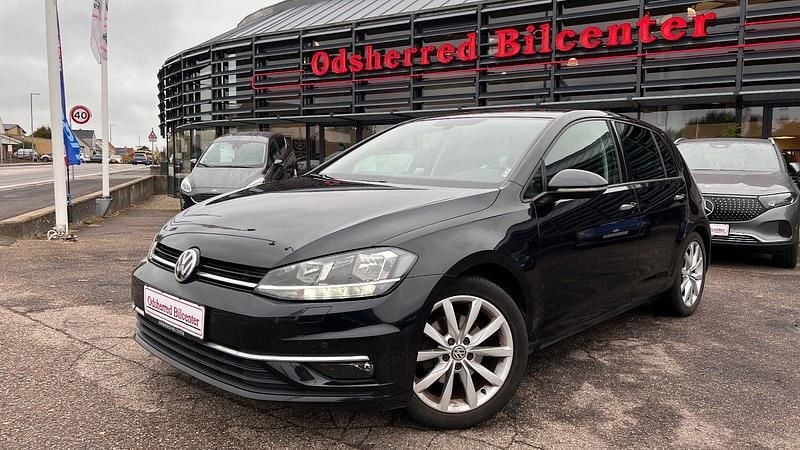 Sortmetal Brugt 2017 VW Golf VII Highline Hatchback | 159.700 kr. (Fair pris) - Billede 1/4