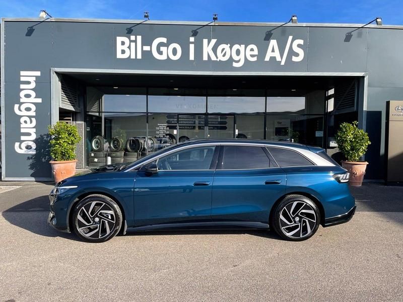 Brugt VW ID.7 Pro 210 kW (286 HK) 2025 Mørkblå Stationcar