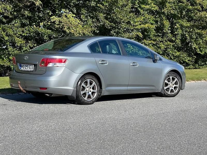Brugt Toyota Avensis T2 147 HK (108 kW) 2010 Sedan