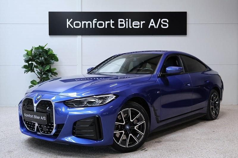 Blåmetal Brugt 2022 BMW i4 M Sport Sedan | 354.800 kr. (Fair pris) - Billede 1/4