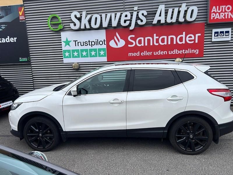 Hvidmetal Brugt 2014 Nissan Qashqai Tekna SUV | 84.900 kr. (Lidt for dyr) - Billede 1/4