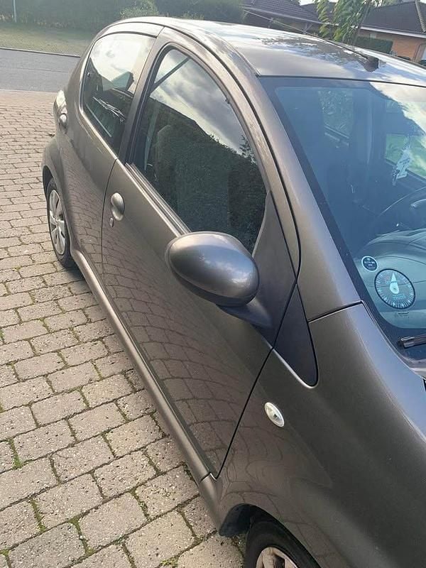 Brugt Toyota Aygo 68 HK (50 kW) 2013 Hatchback