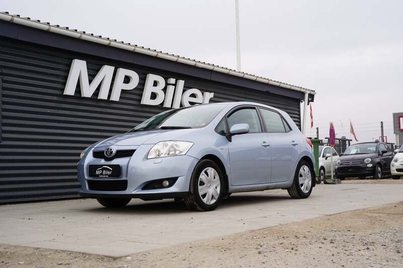 Lysblåmetal Brugt 2007 Toyota Auris Luna Hatchback | 59.900 kr. (Fair pris) - Billede 1/4