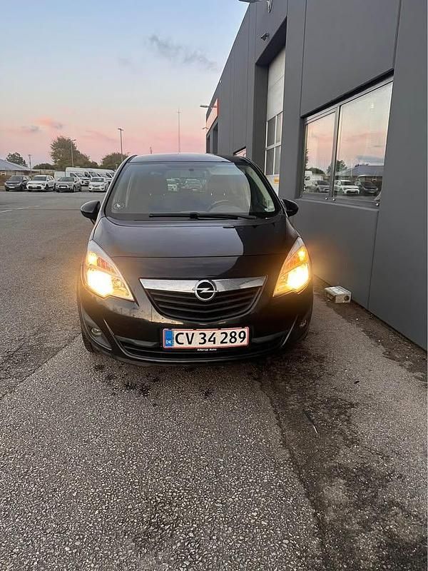 Brugt Opel Meriva 131 HK (96 kW) 2011 MPV