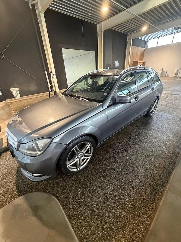 Grå Brugt 2012 Mercedes C200 Stationcar | 40.000 kr. (Super pris) - Billede 1/4