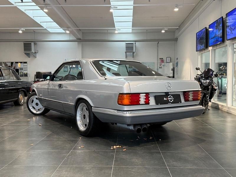 Brugt Mercedes 380 1983 Sølvmetal