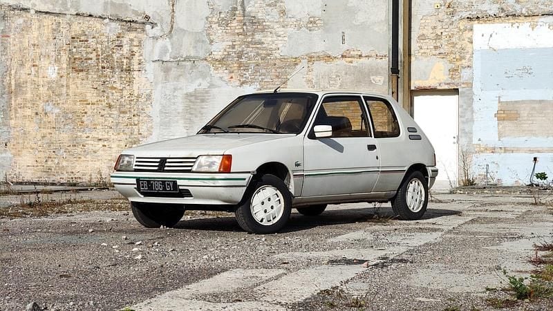 Hvid Brugt 1986 Peugeot 205 | 24.900 kr. - Billede 1/4