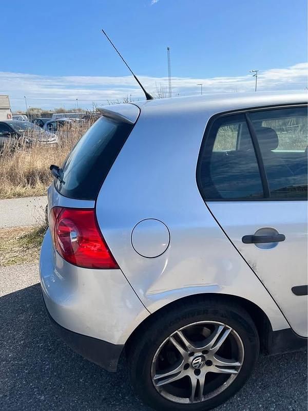 Brugt VW Golf V 204 HK (150 kW) 2007 Grå Hatchback