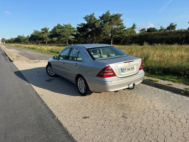 Brugt Mercedes C220 143 HK (105 kW) 2001 Grå Sedan