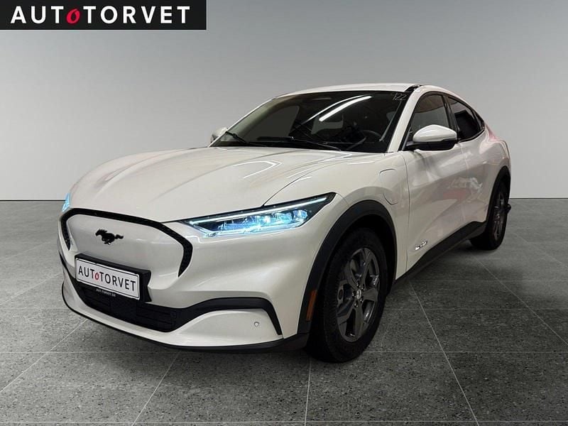 Hvid Brugt 2020 Ford Mustang Mach-E Standard Range SUV | 169.700 kr. (God pris) - Billede 1/4