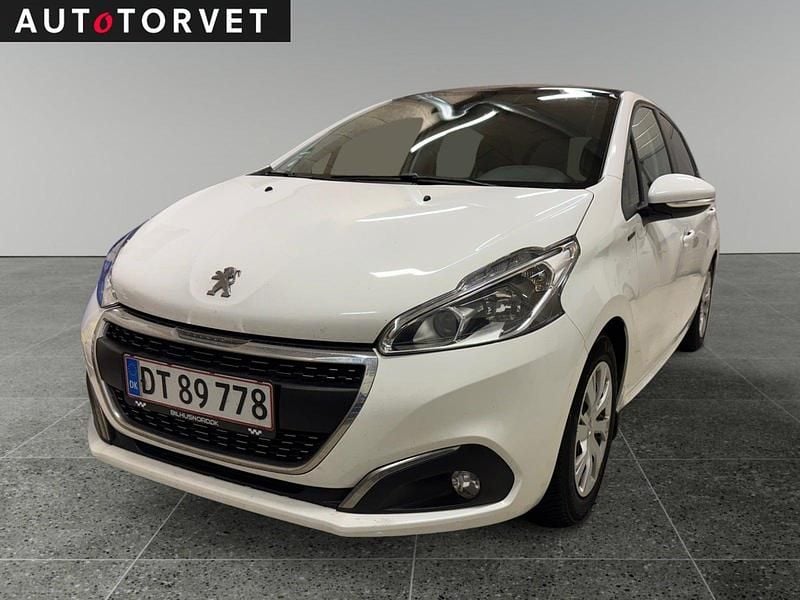 Hvid Brugt 2018 Peugeot 208 Signature Sky Hatchback | 59.700 kr. (Fair pris) - Billede 1/4