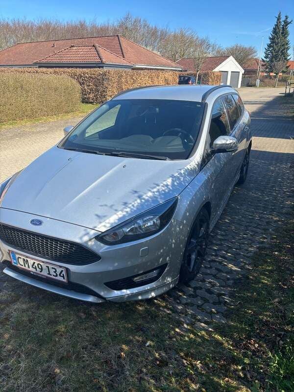 Brugt 2018 Ford Focus ST-Line Stationcar | 84.900 kr. (Super pris) - Billede 1/4