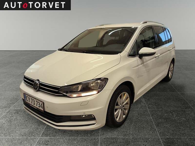 Hvid Brugt 2017 VW Touran Highline MPV | 179.700 kr. (God pris) - Billede 1/4