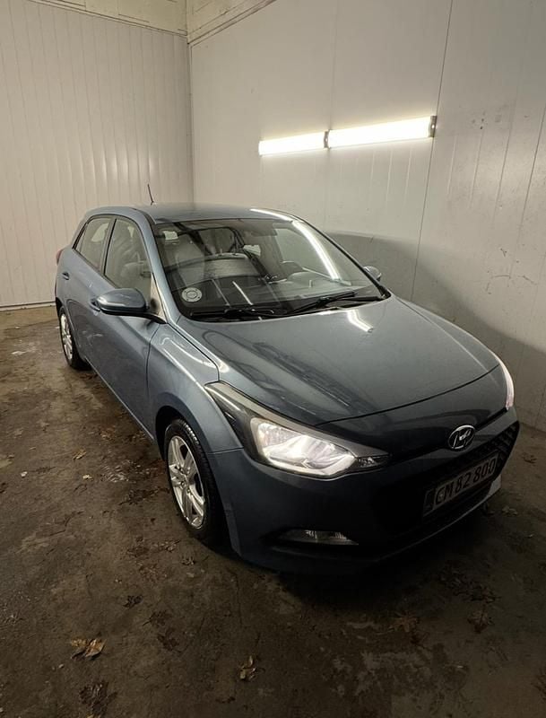 Blåmetal Brugt 2016 Hyundai i20 Trend Hatchback | 47.900 kr. (Dyr) - Billede 1/4