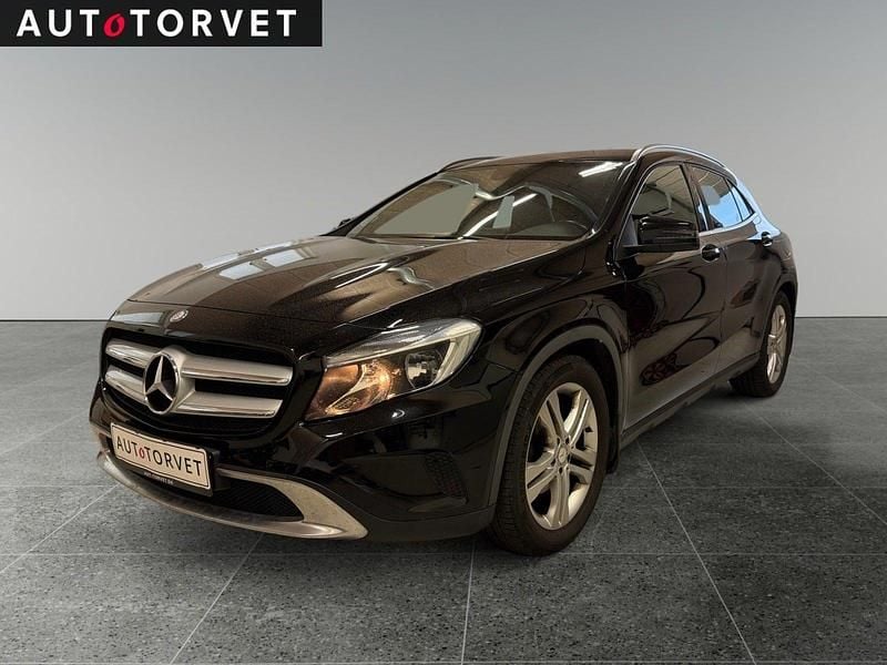 Sort Brugt 2015 Mercedes GLA200 SUV | 129.700 kr. (Fair pris) - Billede 1/4