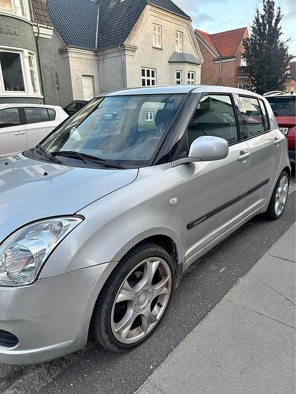 Brugt 2007 Suzuki Swift Hatchback | 24.000 kr. (Fair pris) - Billede 1/4