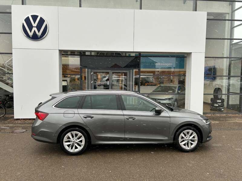 Gråmetal Brugt 2022 Skoda Octavia Style Stationcar | 259.900 kr. (Dyr) - Billede 1/4