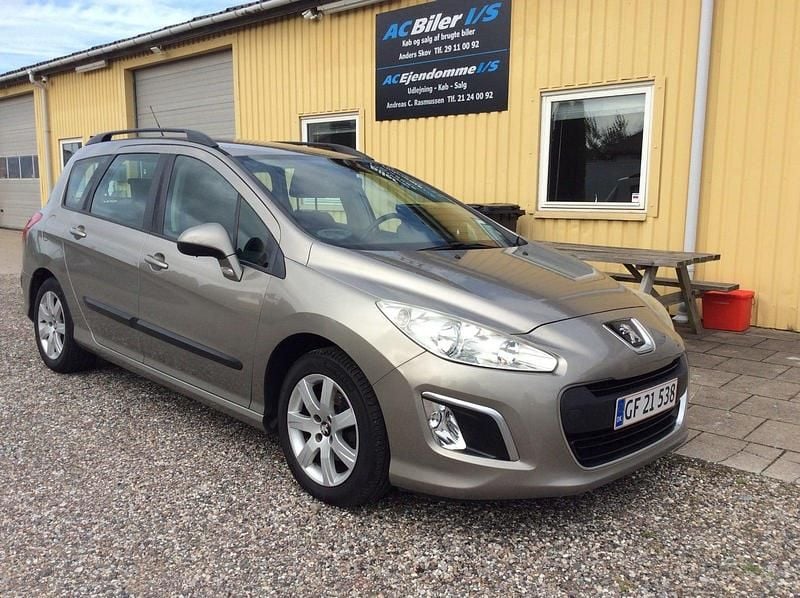 Grønmetal Brugt 2011 Peugeot 308 Access Stationcar | 50.000 kr. (Lidt for dyr) - Billede 1/4