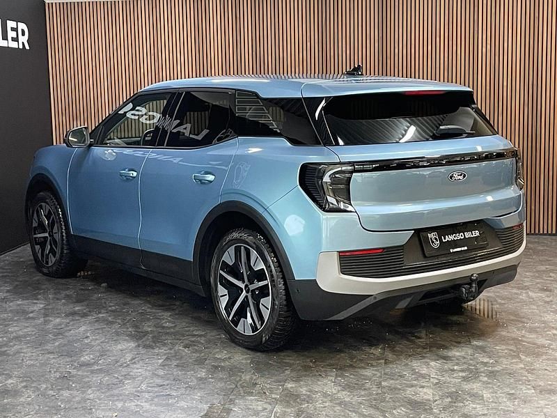 Brugt Ford Explorer Extended Range 210 kW (286 HK) 2024 Lysblåmetal SUV