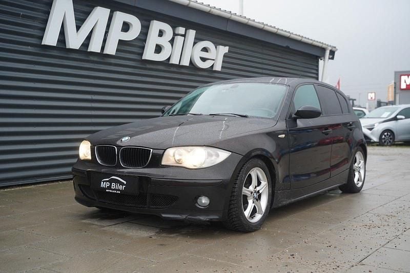 Sortmetal Brugt 2005 BMW 120 Hatchback | 29.900 kr. - Billede 1/4