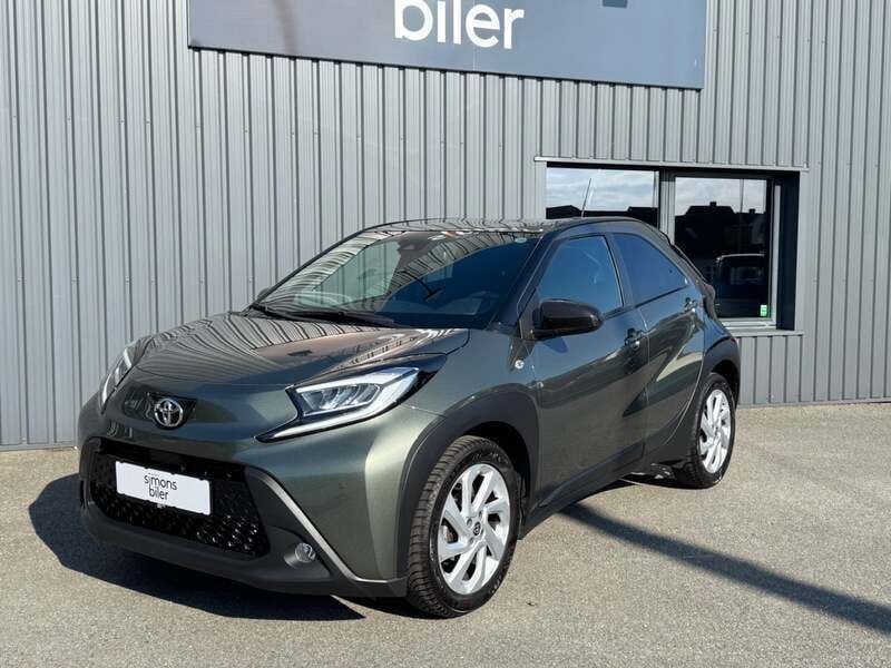 Mørkgrønmetal Brugt 2022 Toyota Aygo Pulse Hatchback | 149.900 kr. (Dyr) - Billede 1/4
