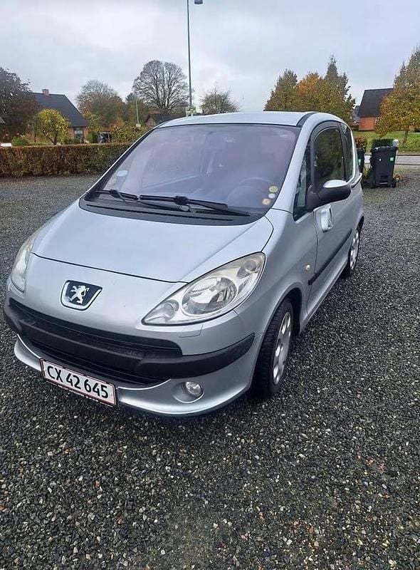 Brugt 2006 Peugeot 1007 MPV | 13.000 kr. - Billede 1/4