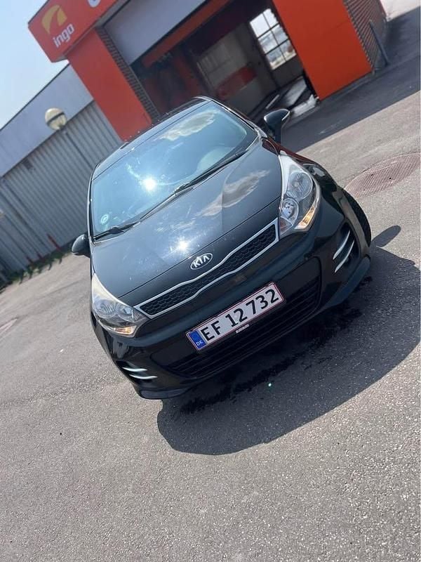 Brugt Kia Rio 75 HK (55 kW) 2015 Sort Sedan