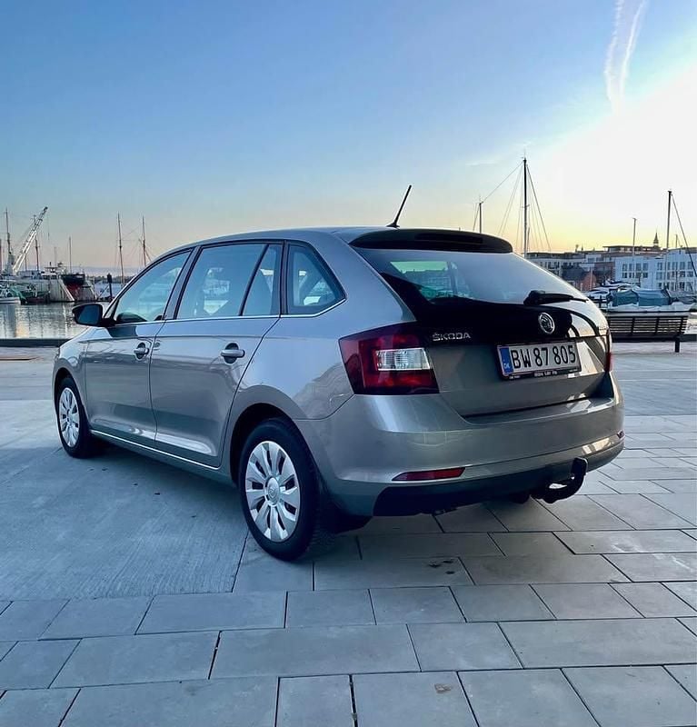Brugt Skoda Rapid 125 HK (91 kW) 2018 Grå Hatchback