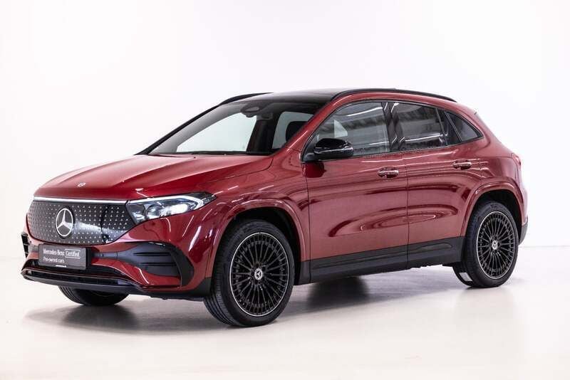 Farve: rødmetal Brugt 2025 Mercedes EQA300 AMG SUV | 399.900 kr. - Billede 1/4