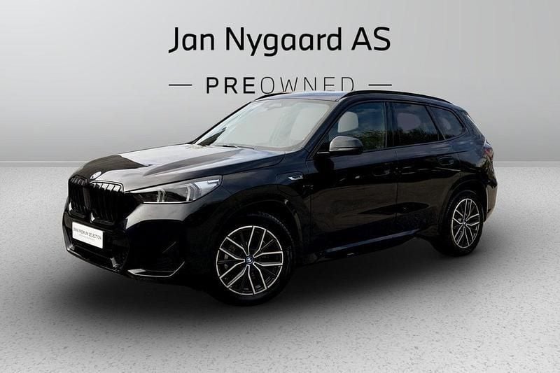 Sortmetal Brugt 2023 BMW X1 M Sport SUV | 409.900 kr. (Dyr) - Billede 1/4