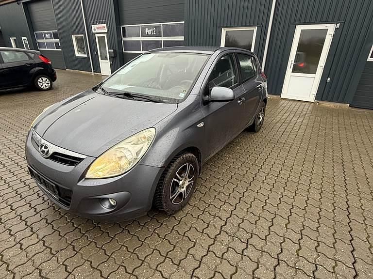Brugt 2009 Hyundai i20 Hatchback | 20.000 kr. (Lidt for dyr) - Billede 1/3