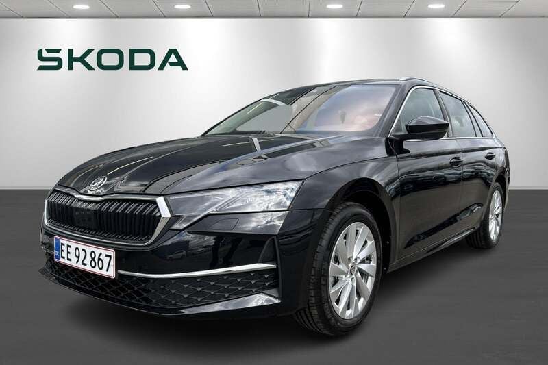 Sortmetal Brugt 2024 Skoda Octavia Selection Stationcar | 449.900 kr. - Billede 1/4