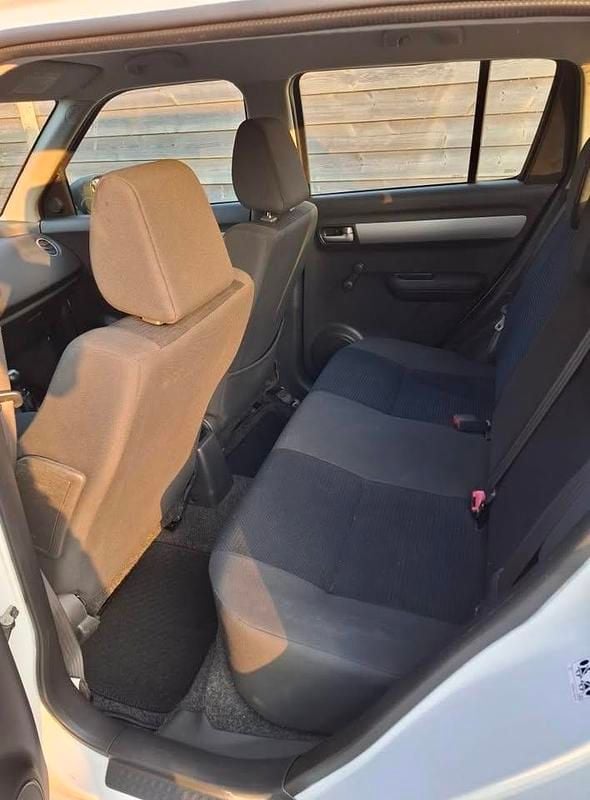 Brugt Suzuki Swift 75 HK (55 kW) 2009 Hatchback