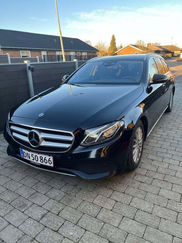 sort Brugt 2017 Mercedes E220 Avantgarde Stationcar | 229.500 kr. (God pris) - Billede 1/8