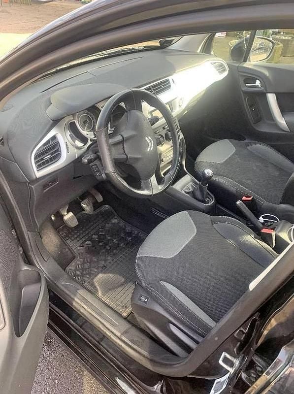 Sort Brugt 2012 Citroën C3 Hatchback | 30.000 kr. (God pris) - Billede 1/4