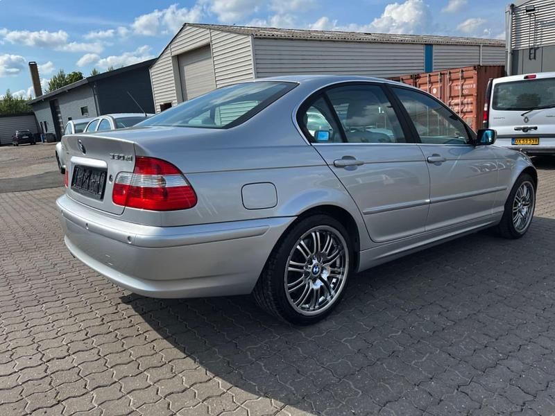 Brugt BMW 330 231 HK (169 kW) 2001 Sølv