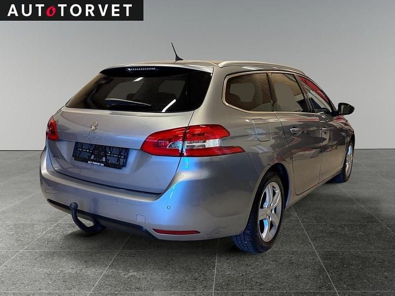 Brugt Peugeot 308 Active 120 HK (88 kW) 2018 Sølvmetal Stationcar